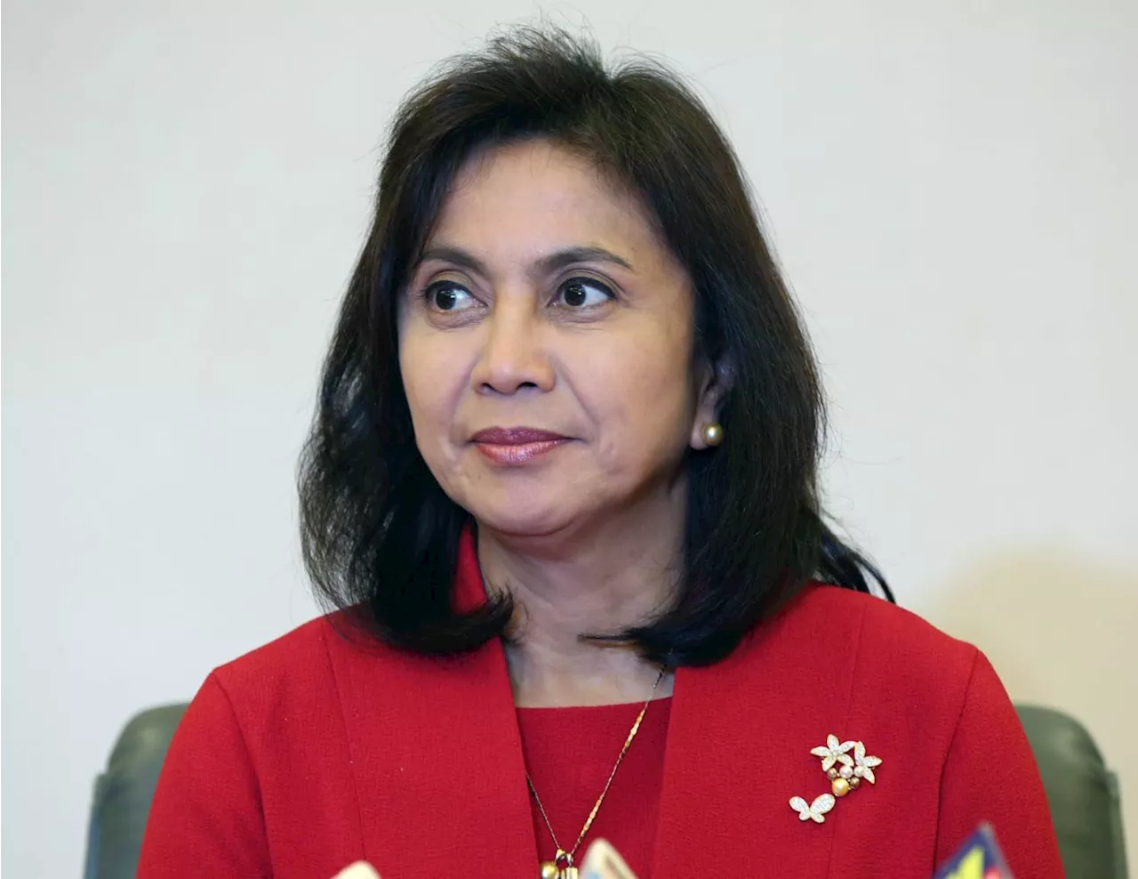 Robredo files CoC for mayor of Naga; incumbent Legacion to run for House seat