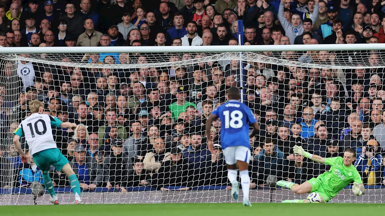 Everton 0 Newcastle 0: Anthony Gordon fluffs penalty against boyhood club as Jordan Pickford denies...