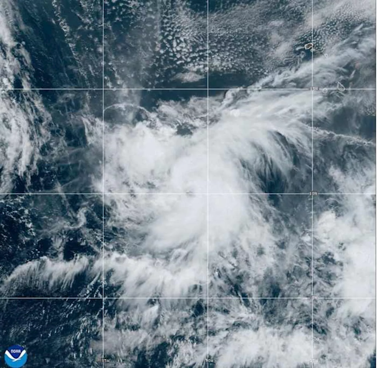 Hurricane Leslie Strengthens in Atlantic, Not Threatening Land