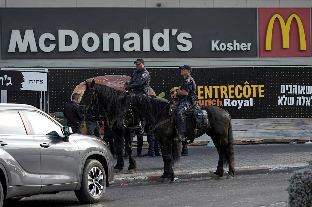 Atentado en Israel deja un muerto y 10 heridos; indagan un 'presunto ataque terrorista'