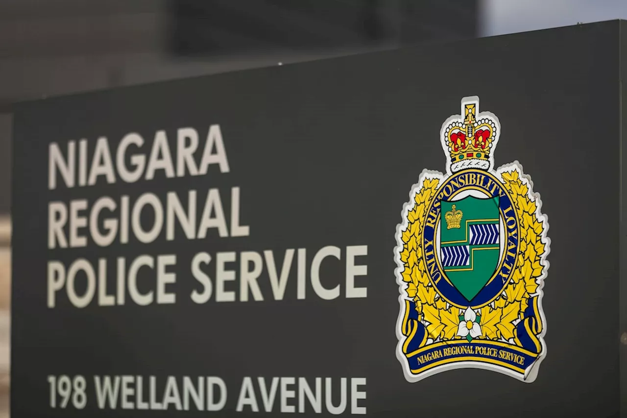 Niagara police look for damaged SUV-style vehicle in fatal hit and run