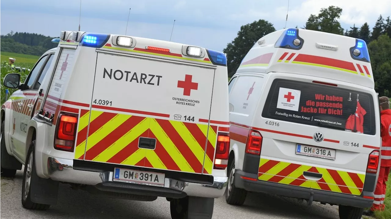 An Ort uns Stelle verstorben - Biker (61) kracht gegen Haus und hat keine Chance