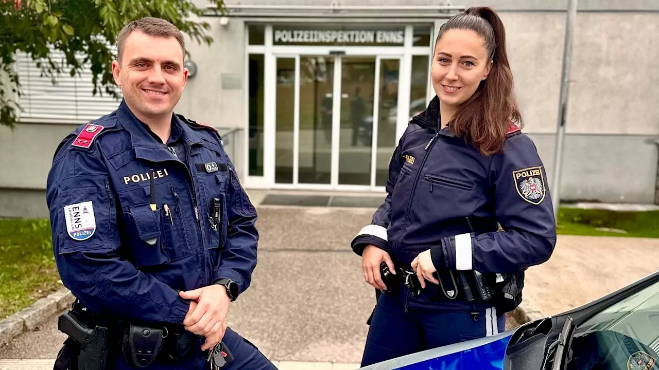 Dramatische Lebensrettung - Lenkerin bewusstlos – Polizisten schlagen Scheibe ein