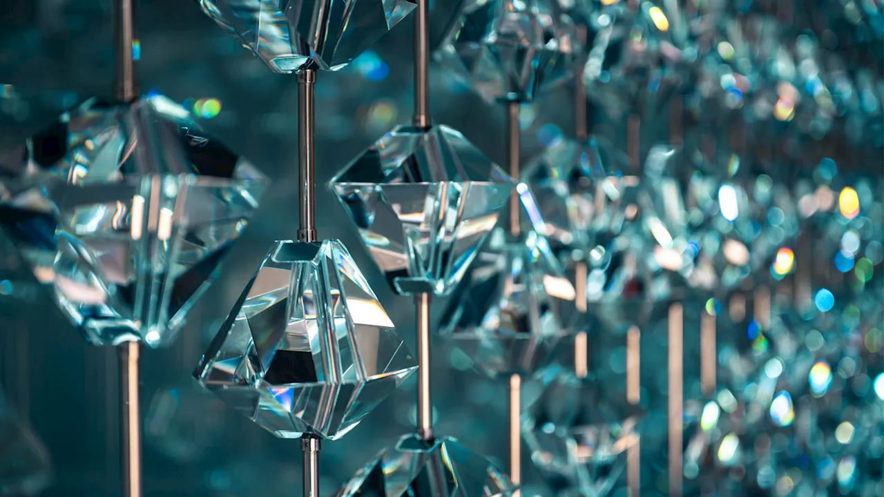 Microwaves unlock power of uncontrollable diamond qubits in quantum leap
