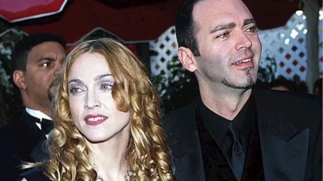 Le frère de Madonna, Christopher Ciccone, est mort à 63 ans, son hommage poignant