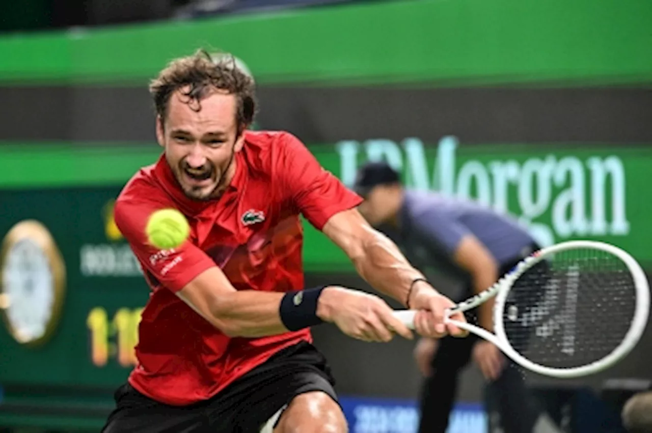 Angry Medvedev overcomes Italy’s Arnaldi, umpire drama to secure Shanghai Masters last 16 spot