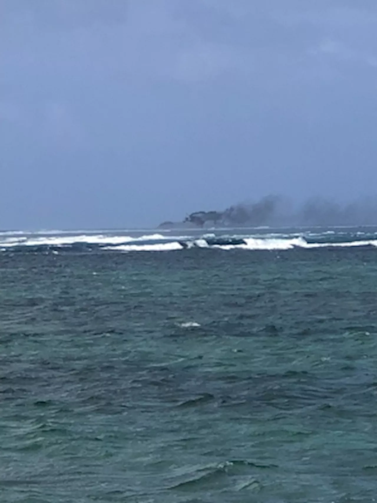 New Zealand Navy ship sinks off Samoa, all 75 onboard rescued safely, probe into cause of grounding underway