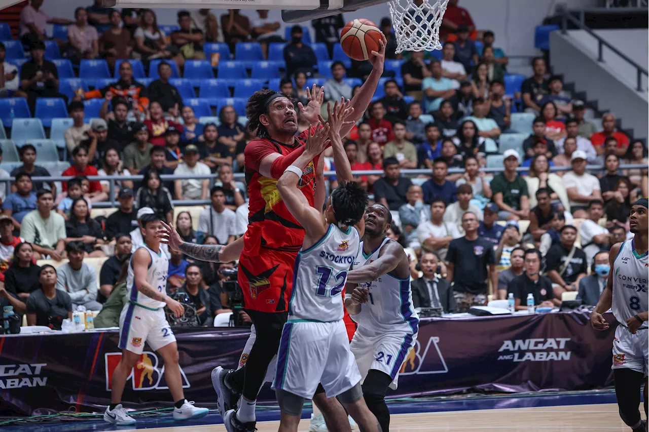 June Mar Fajardo tows SMB back to semis with 40-20 show in decider vs Converge