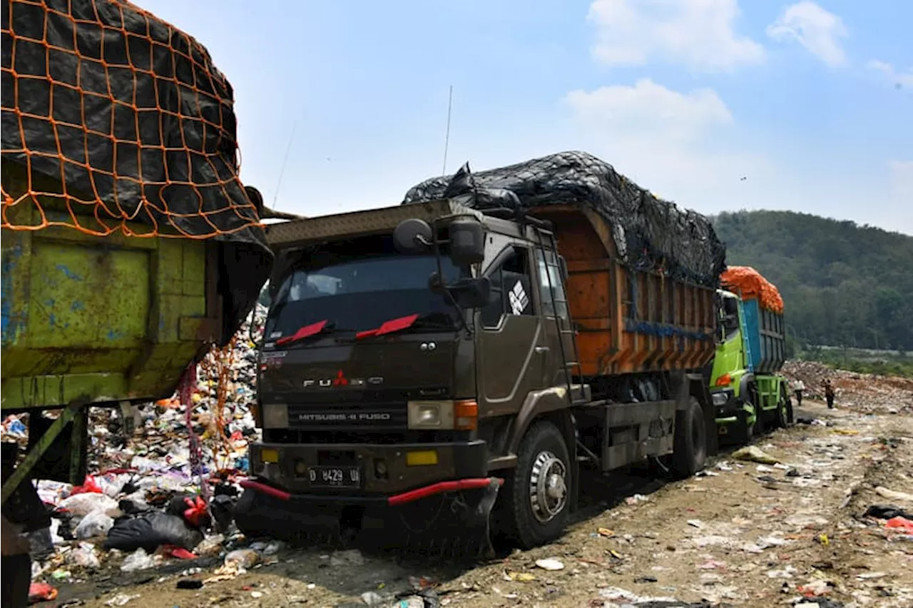 Kurangi Sampah, Kabupaten Bandung Wajibkan Warga Buat Lobang Cerdas Organik