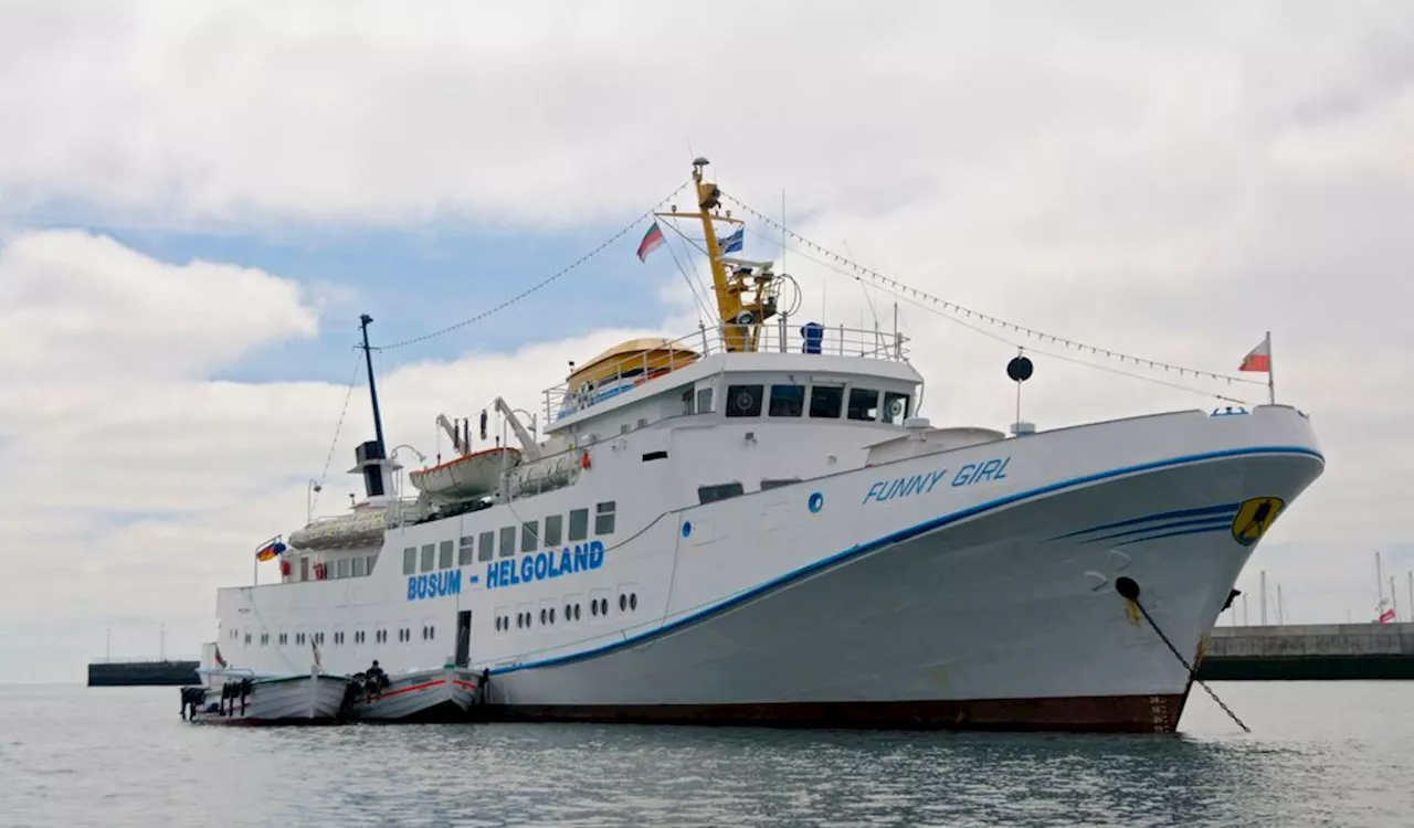 Helgoland-Fähre treibt auf der Nordsee – 250 Passagiere an Bord