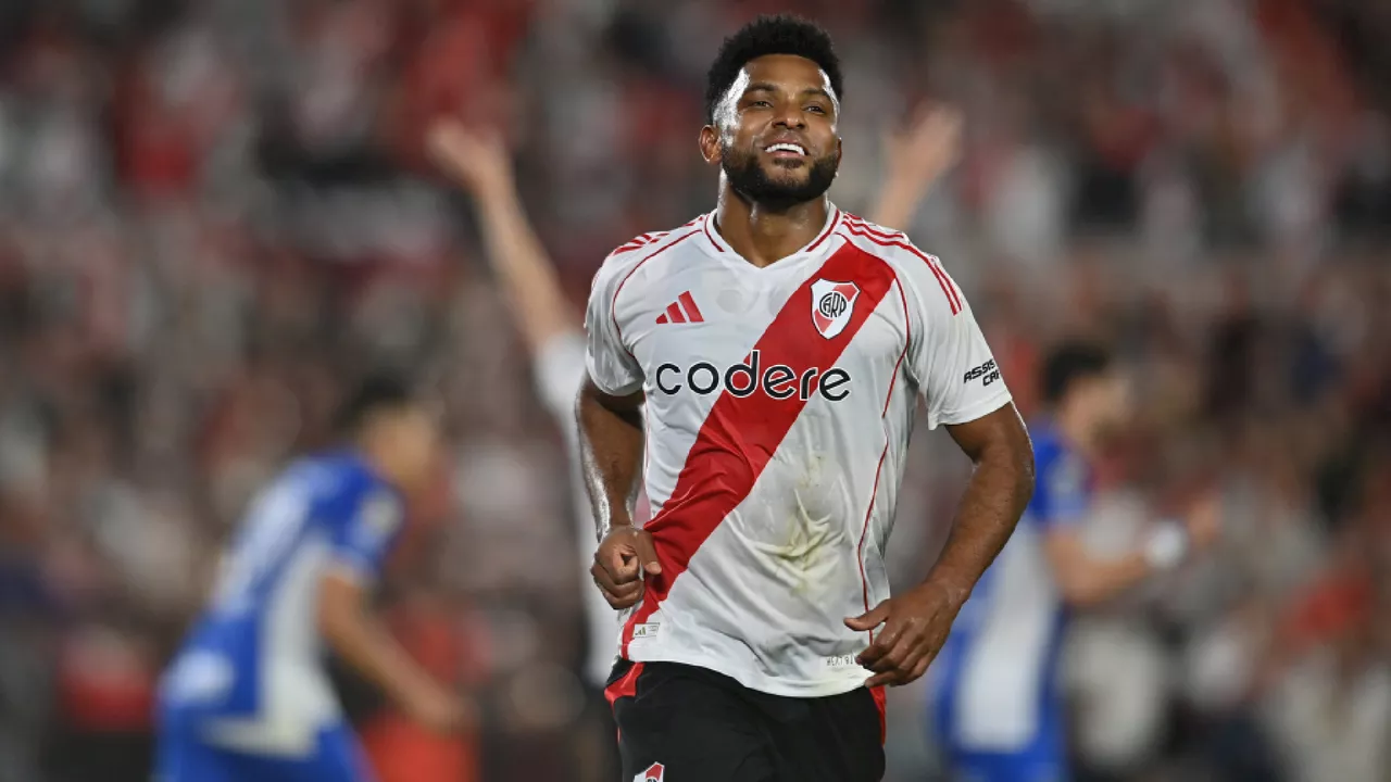 Miguel Borja celebrará sus 100 partidos con River: quinto colombiano en lograrlo