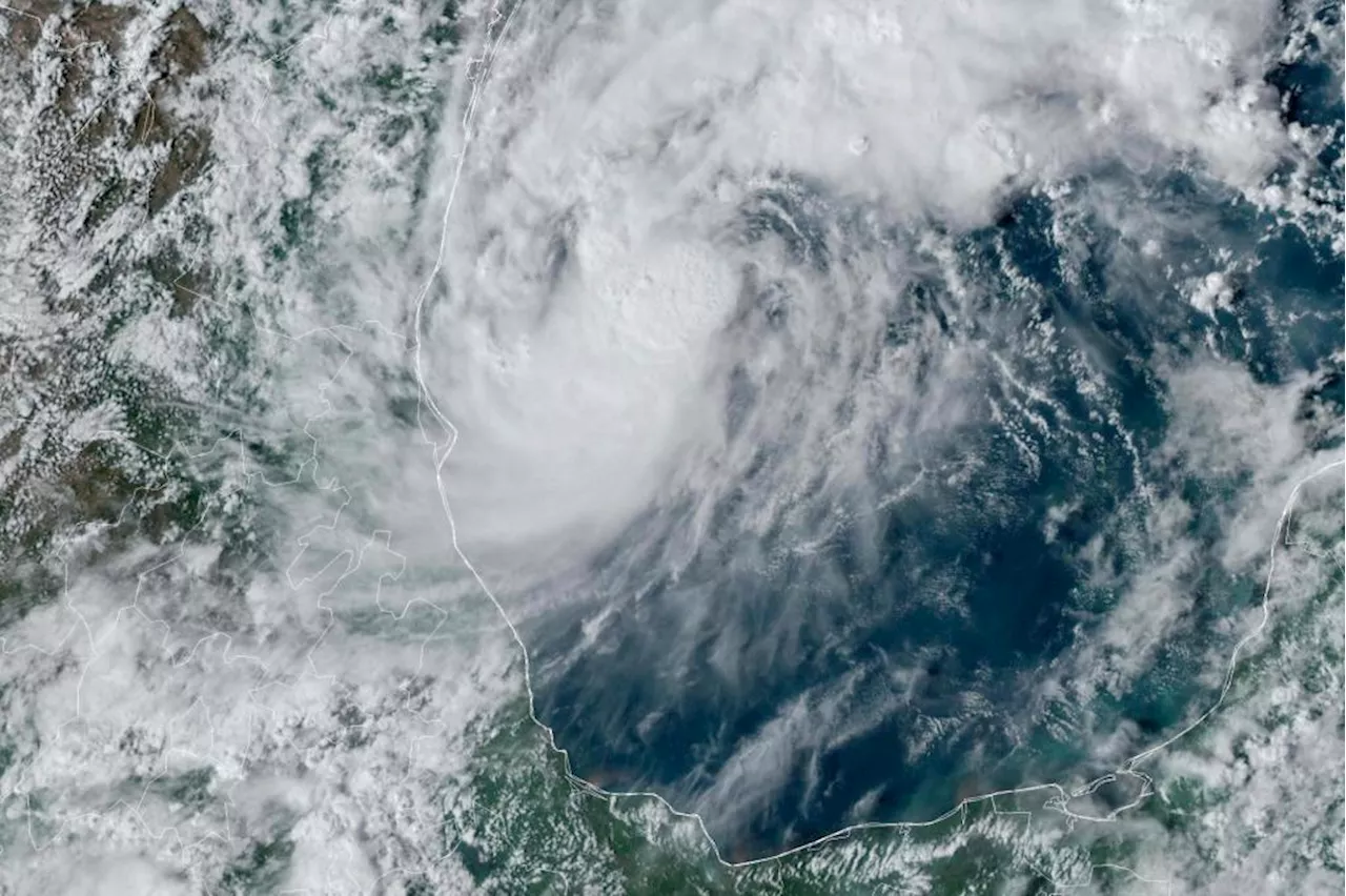 Hurricane Milton is growing stronger as it blows toward Florida’s Tampa Bay region