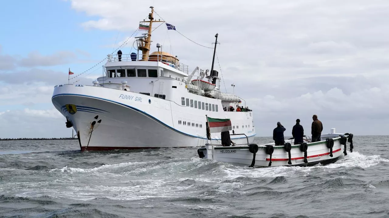 Havarie auf der »Funny Girl«: Helgolandfähre treibt nach Stromausfall auf Nordsee