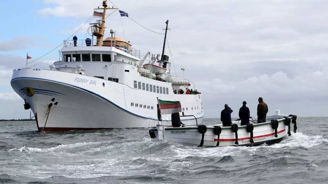 Havarie: Nach Stromausfall - Helgolandfähre treibt auf Nordsee