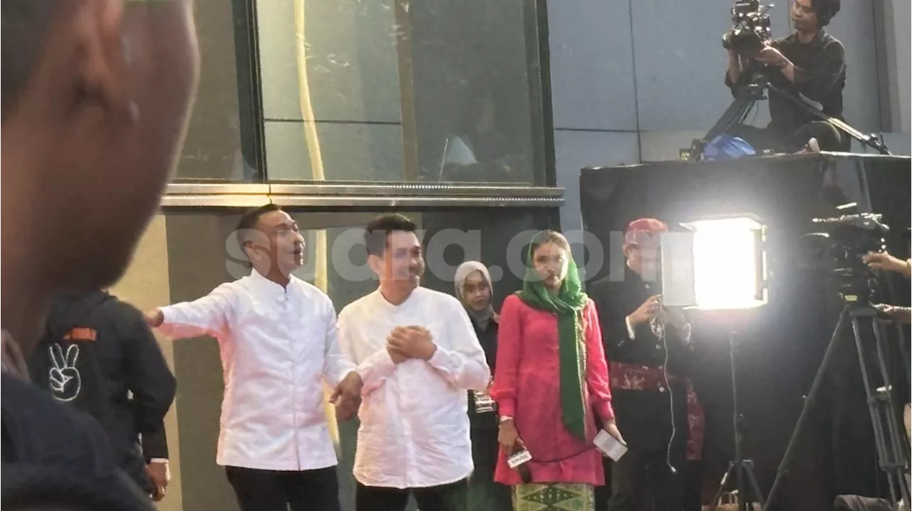 Berkemeja Putih-putih, Dharma-Kun Tiba Di Arena Debat Perdana Pilkada Jakarta