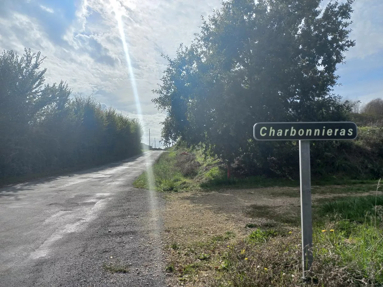 « Ils cherchaient de l’aide » : deux hommes braqués et abandonnés en pleine campagne en Dordogne