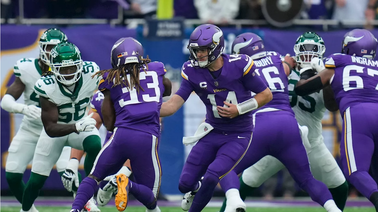 Vikings hold off Rodgers, Jets to improve to 5-0