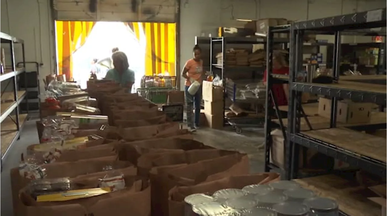 ‘We’re gonna be OK’: Jacksonville group helping fight food insecurity in Arlington neighborhood