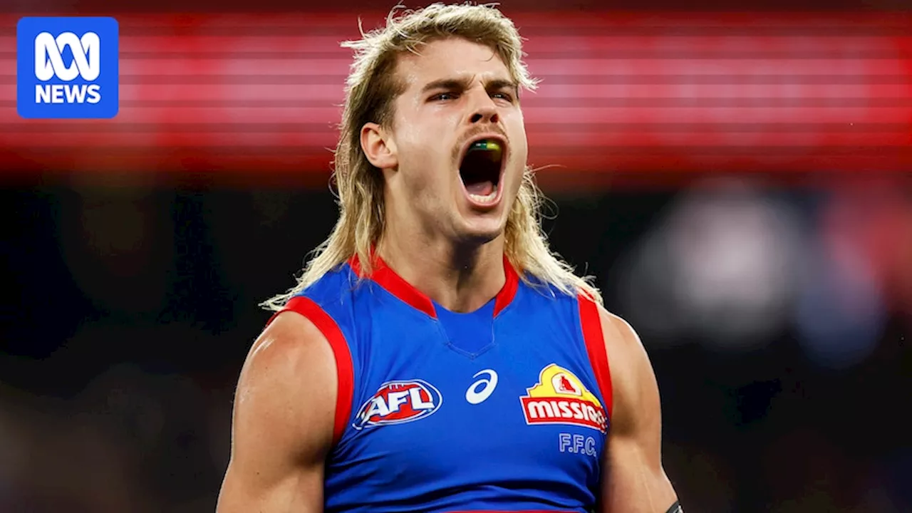 AFL trade period day two: Dan Houston race heats up, as Bulldogs talk tough on Bailey Smith, Jack Macrae and Caleb Daniel