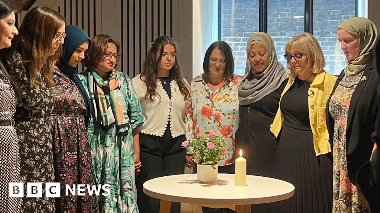 Jewish and Muslim women meet to share hopes for peace