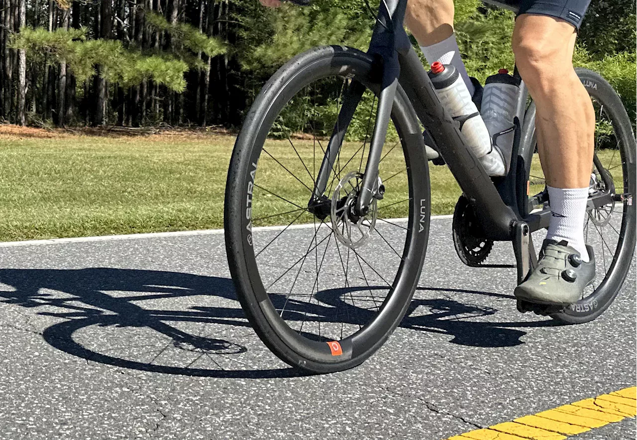 Review: Astral Luna Carbon All-Road Wheels