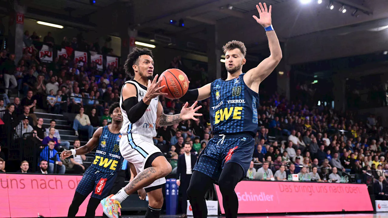 Basketball: Bundesliga-Stars fangen im Live-TV an zu bellen