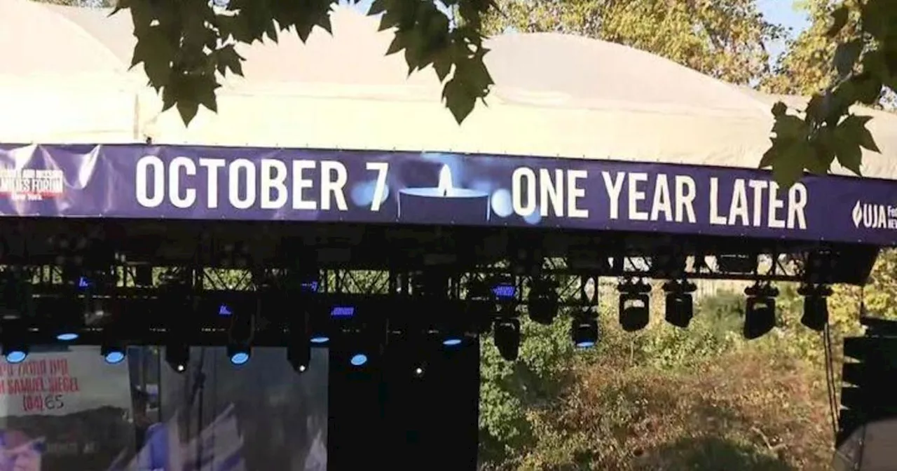 Thousands pack Central Park to mark 1 year since Hamas attacked Israel