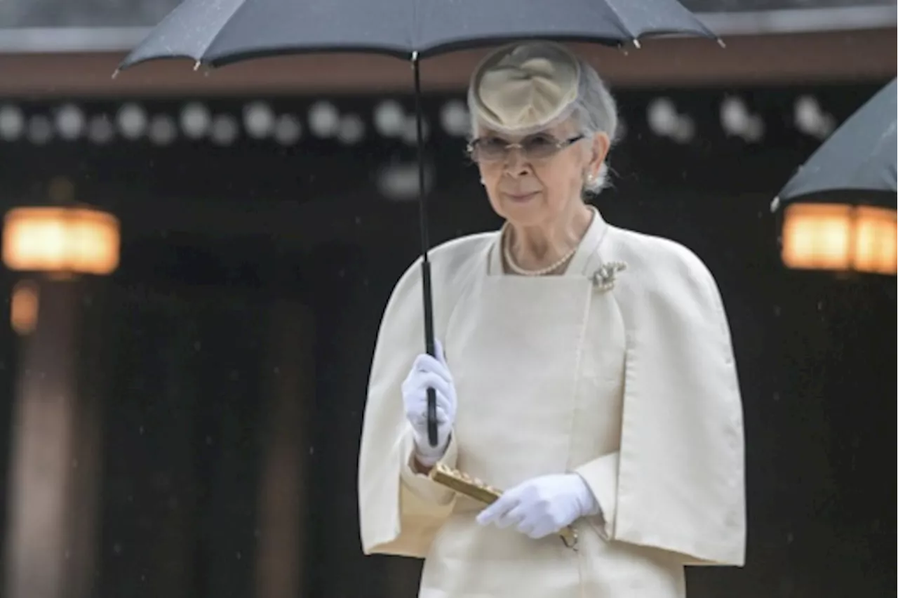 L'ancienne impératrice du Japon Michiko va subir une opération après une chute