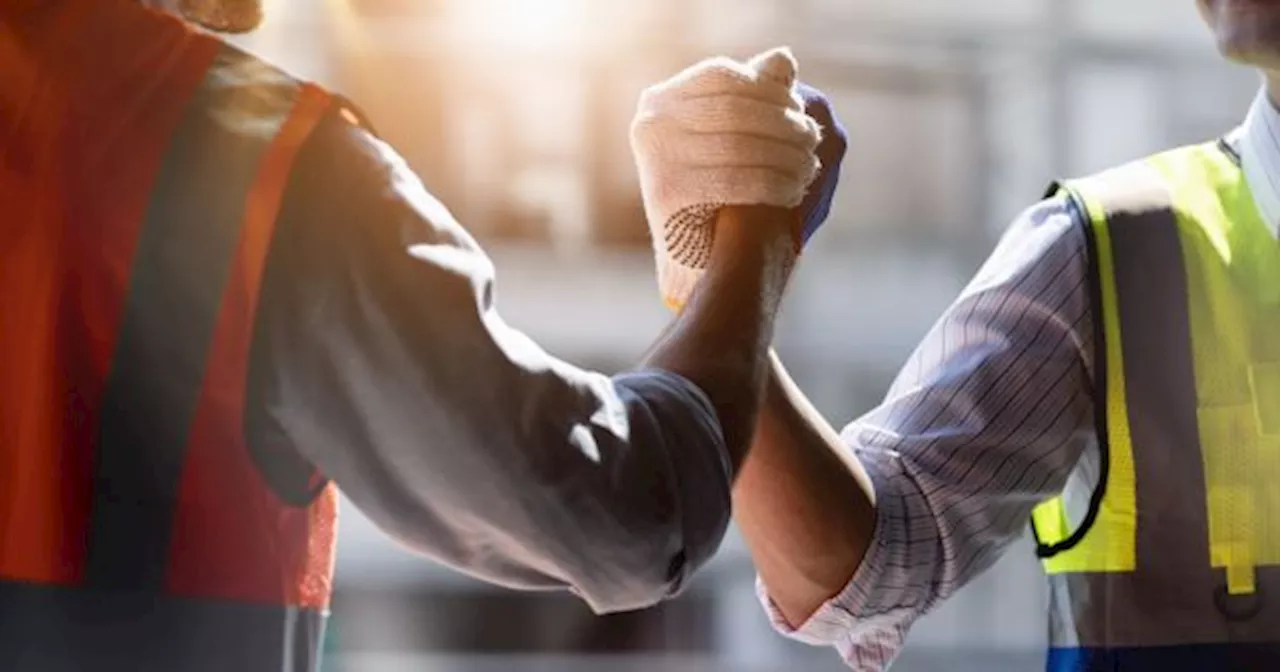 Atención TRABAJADORES: el Gobierno debate un AUMENTO en el salario mínimo de 2025