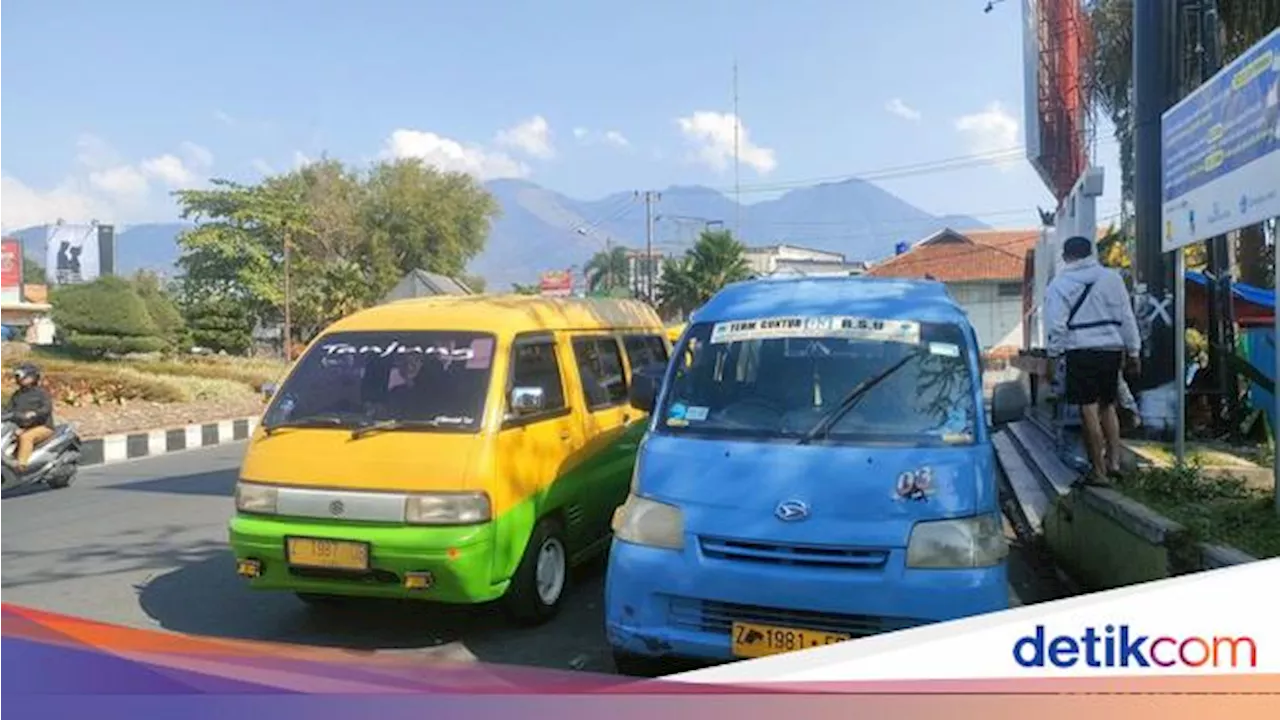 Hari Ini Sopir Angkot di Garut Mogok Beroperasi