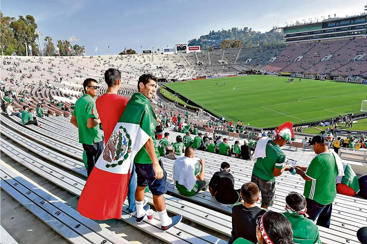 La Selección Nacional, abandonada, regresa a México con la misión de reconciliarse con su afición