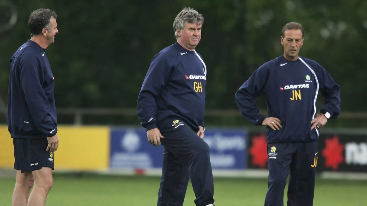 ‘Deeply saddened’: Football world in mourning as legend, Guus’ Socceroos assistant dies