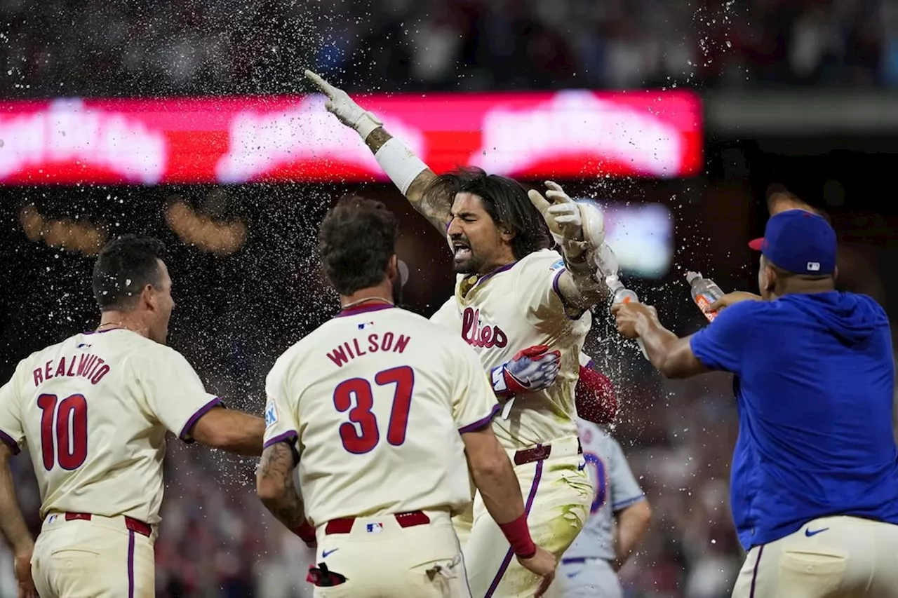 Nick Castellanos wins Game 2 for Phillies with 9th-inning single, top Mets 7-6