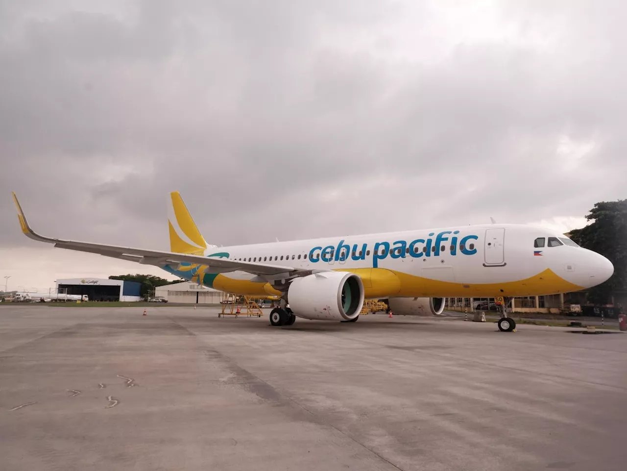 Cebu Pacific inks P1.75-B deal to acquire AirSWIFT operator