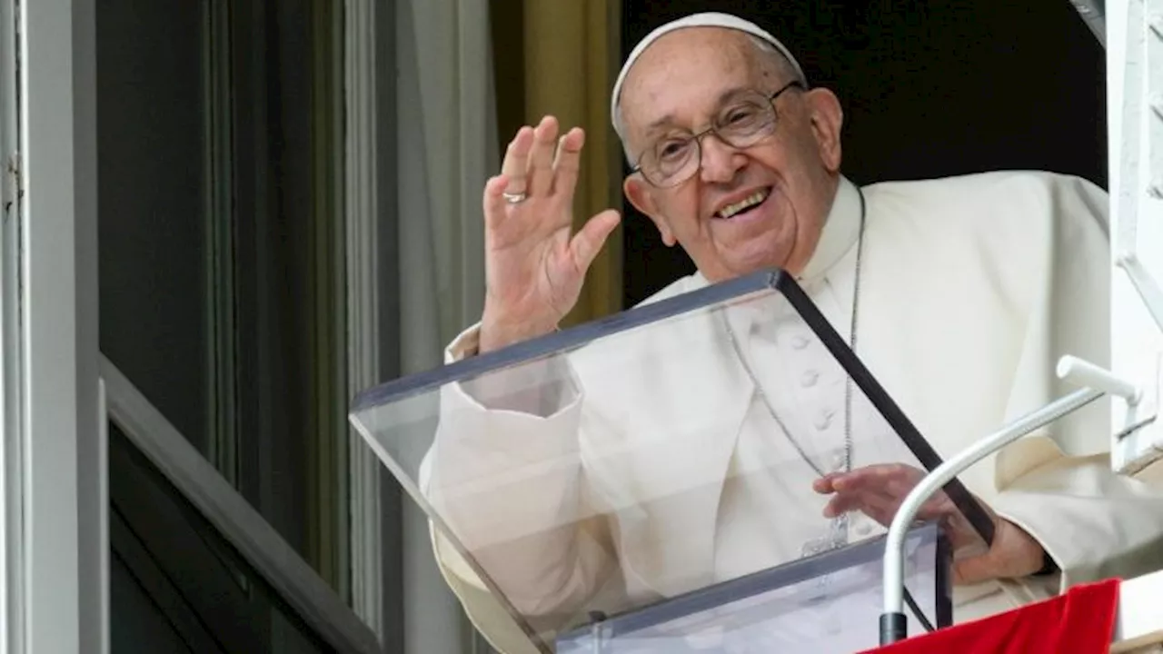 Pope at Angelus: Children are God's greatest blessing