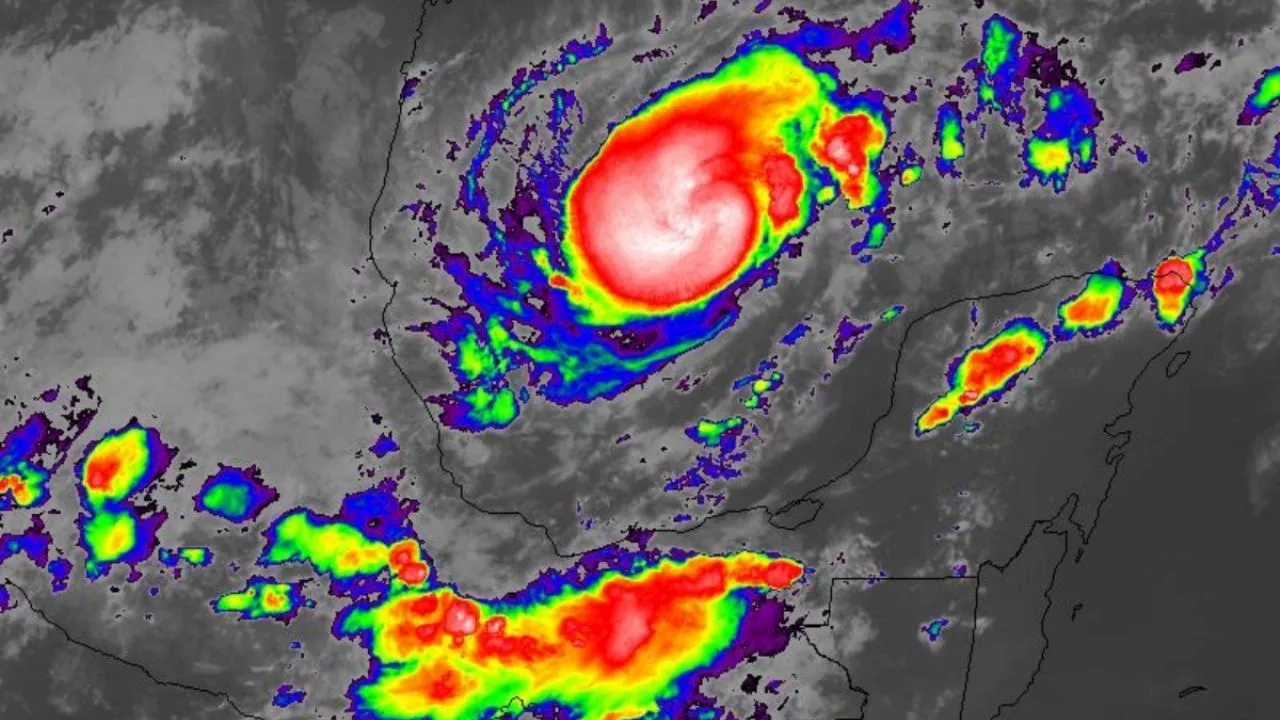 Clima huracán Milton: sigue la trayectoria EN VIVO en su camino a Yucatán y Florida