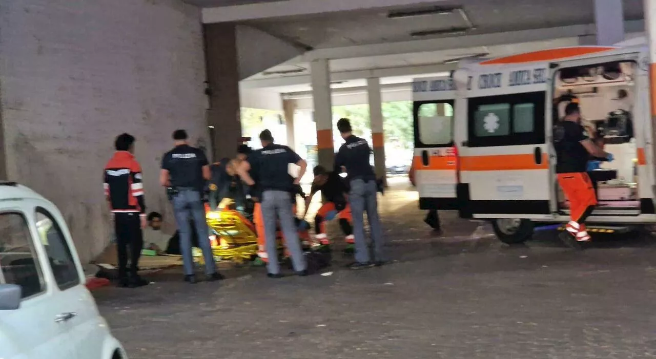 Coltellate durante la lite: tre feriti in via Isonzo