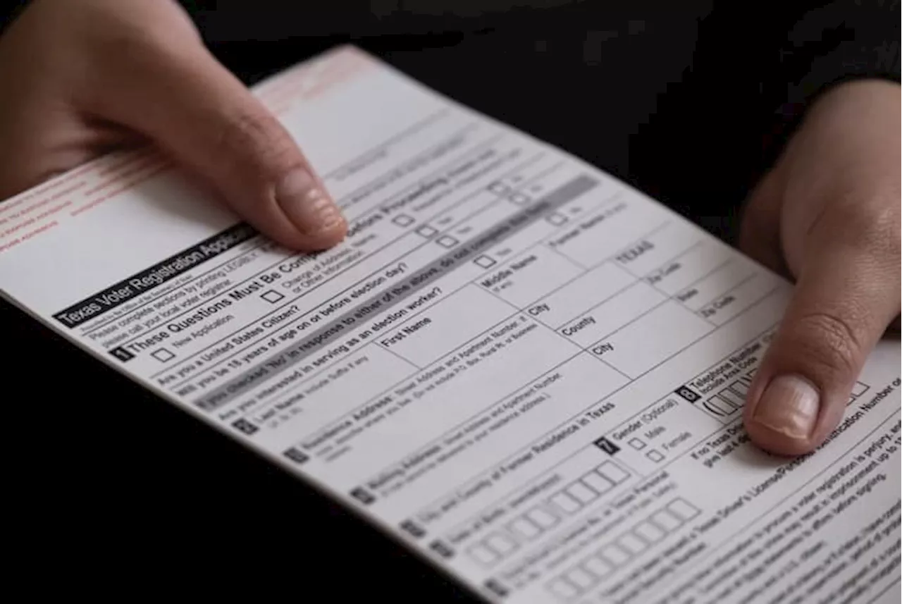 How to make sure you are registered to vote in the Nov. 5 election