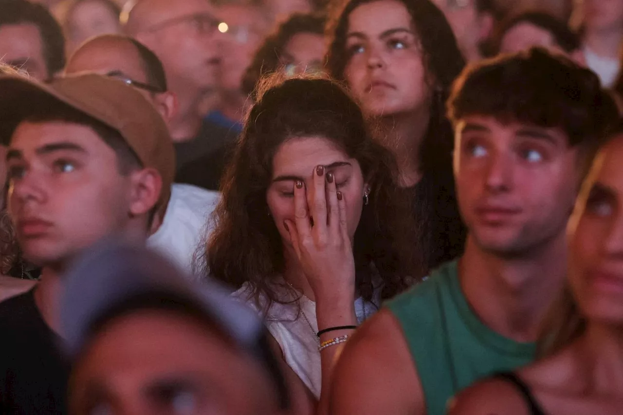 A Tel-Aviv, les familles endeuillées raniment le souvenir de leurs proches