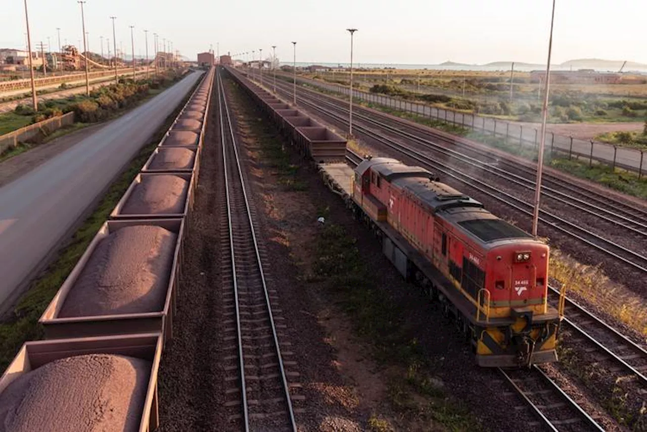 Saldanha Bay residents say red dust from Transnet’s ore terminal is staining their homes