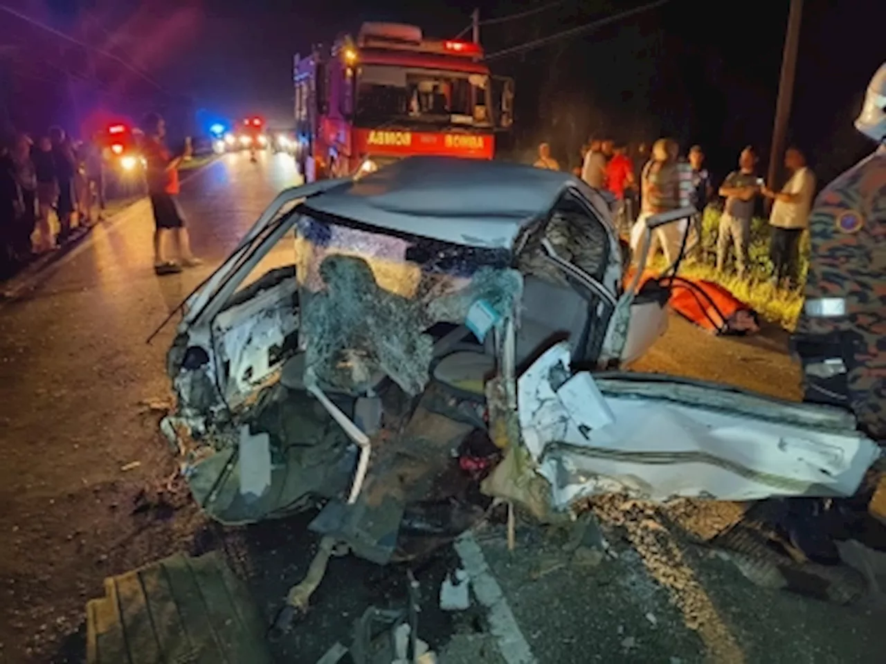 Three dead, two critically injured in three-vehicle collision at Tungku, says Lahad Datu Fire Dept