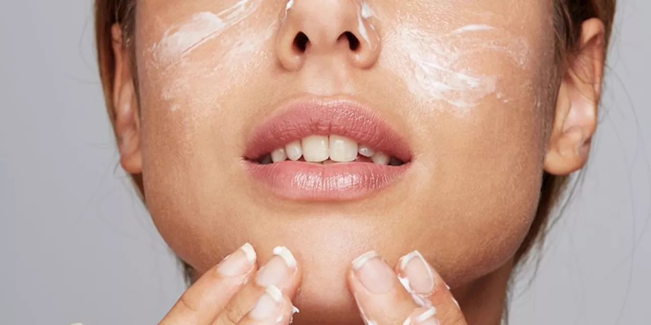 3 Common Slugging Mistakes This Derm Says You Shouldn't Ignore