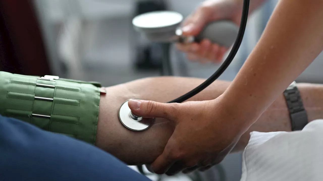 Arm position during blood pressure check may lead to wrong reading, study finds