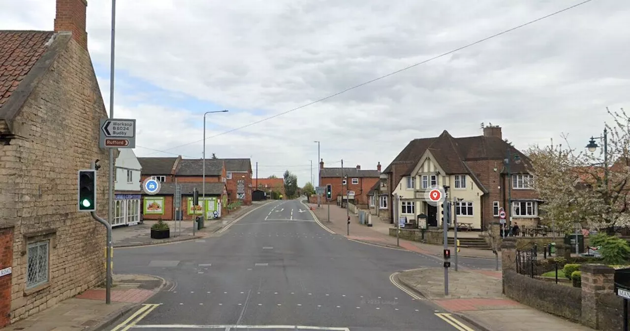 A6075 live updates as main Nottinghamshire road closed in both directions after crash