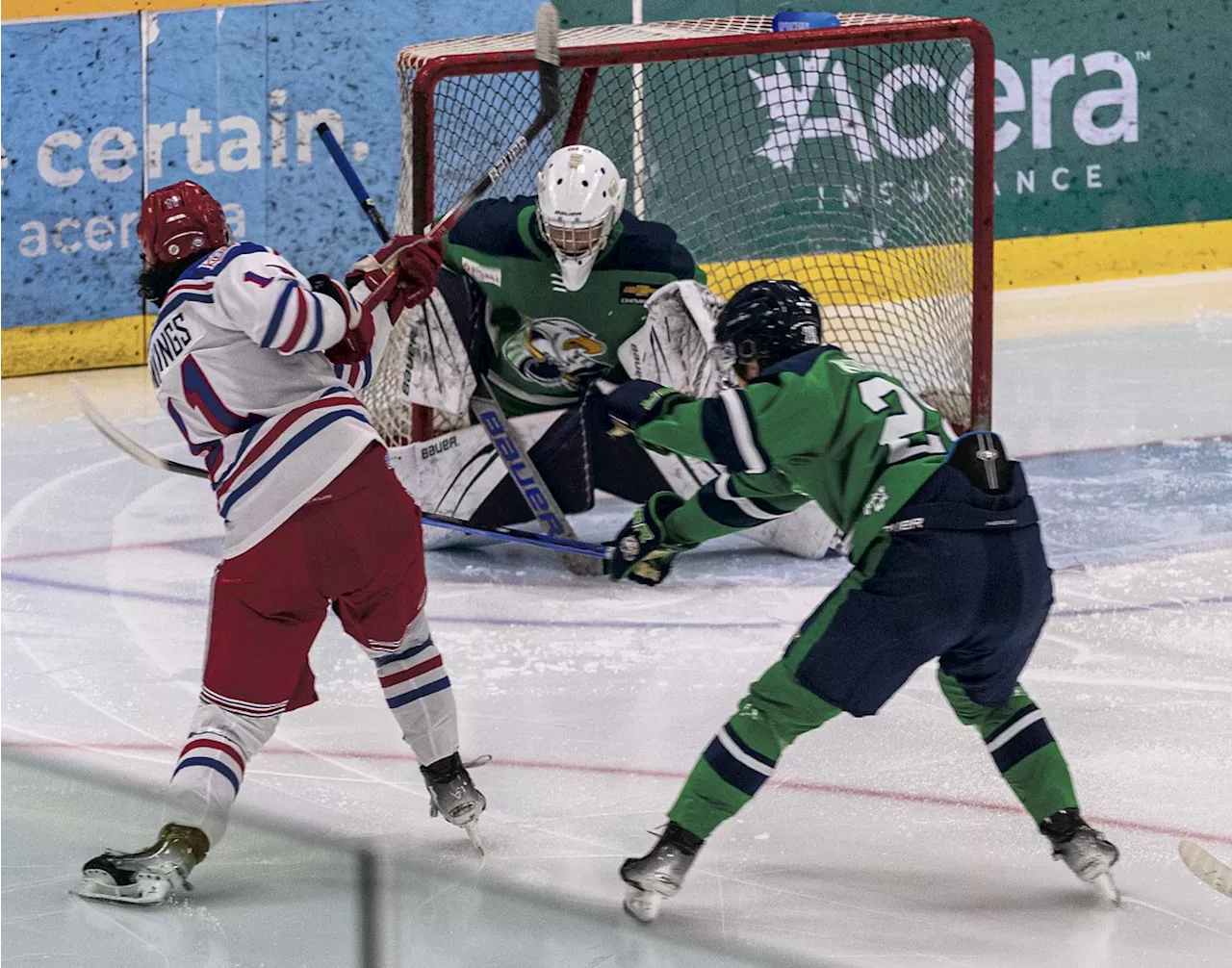 Ethan Montroy scores hat trick to lead Prince George Spruce Kings to 6-3 win over Surrey