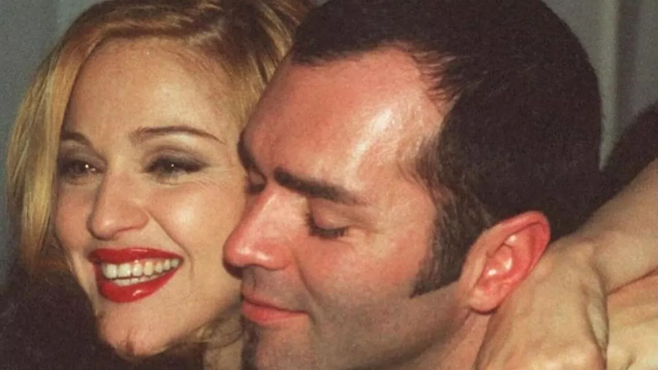 Madonna trauert um ihren verstorbenen Bruder Christopher