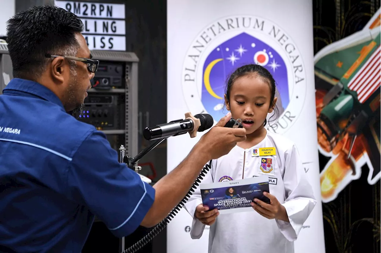 KL students speak with NASA astronaut Sunita Williams (with audio clip)