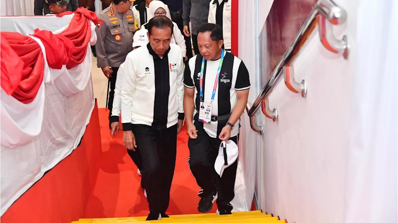 Mendagri Tito dan Sejumlah Menteri Kabinet Indonesia Maju Dampingi Presiden Jokowi Buka Peparnas XVII 2024