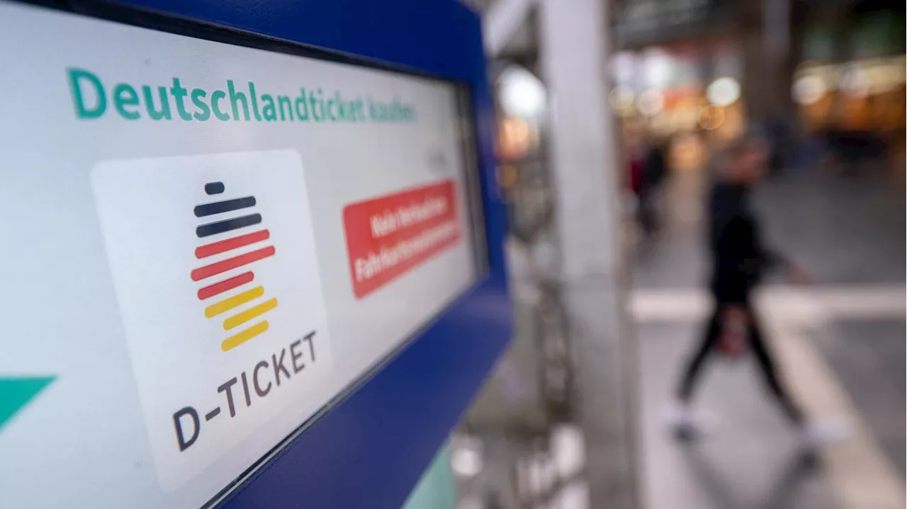 Um etwa 6,7 Millionen Tonnen: CO₂-Emissionen im Autoverkehr durch Deutschlandticket gesunken