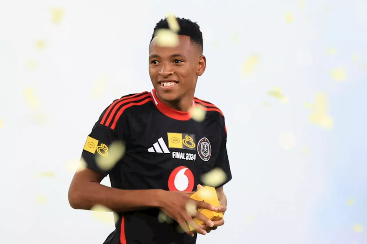 Mofokeng wants Riveiro to stay at Pirates